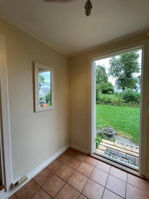 Apartament With Access To Garden, Central, Quiet And With Free Parking Fredrikstad Exteriér fotografie